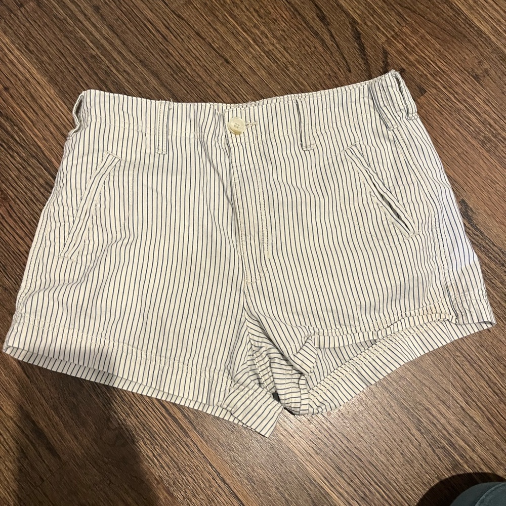 American eagle stripe khaki shorts size 6